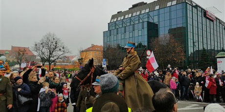 Powiększ grafikę: sp61-na-xvi-paradzie-niepodleglosci-10026.jpg